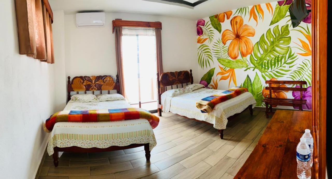 K&M Hotel Xilitla Eksteriør bilde